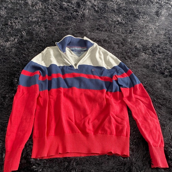 Tommy Hilfiger men’s small half zip sweater - Picture 1 of 6